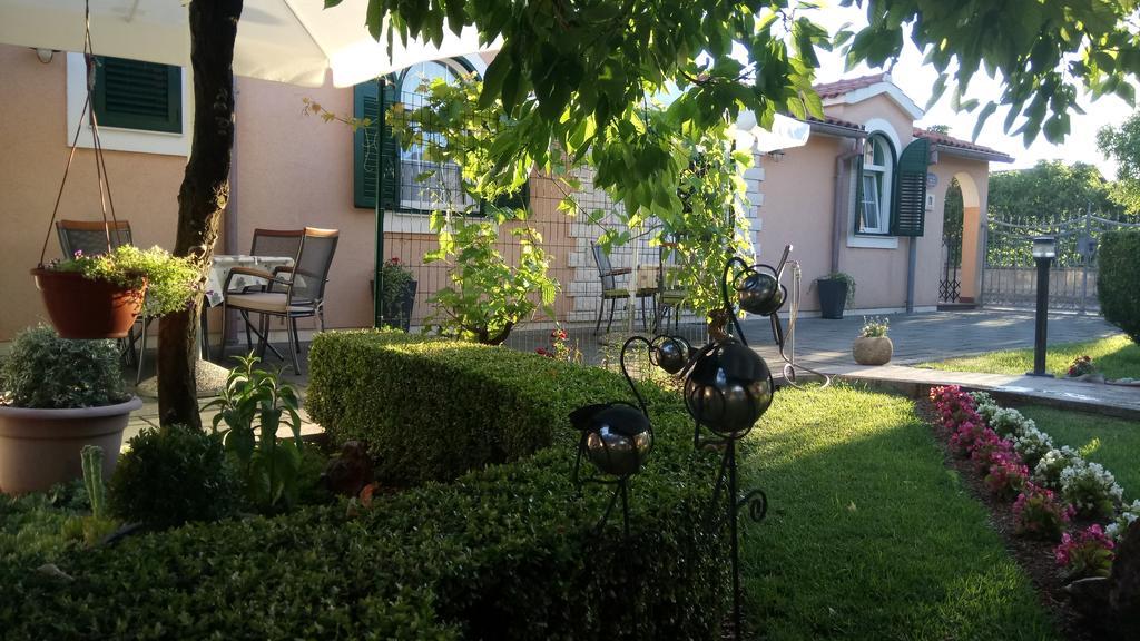 Apartments Lupus Vodice Exterior foto